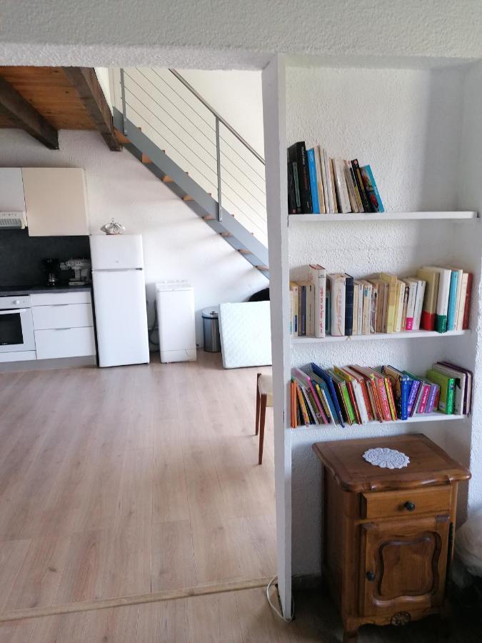 Appartement Meuble A Villeneuve Les Maguelone Экстерьер фото