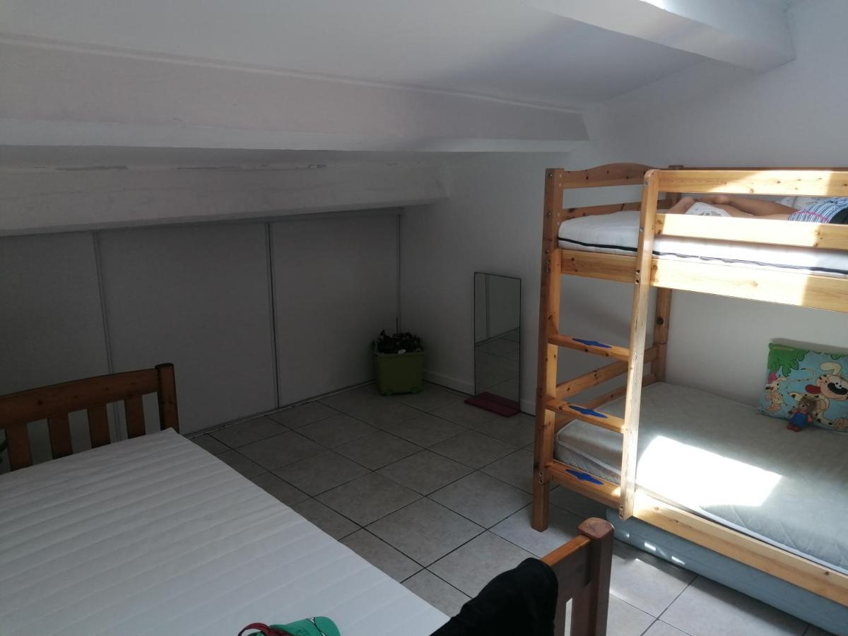 Appartement Meuble A Villeneuve Les Maguelone Экстерьер фото