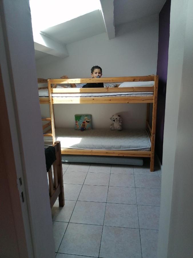 Appartement Meuble A Villeneuve Les Maguelone Экстерьер фото